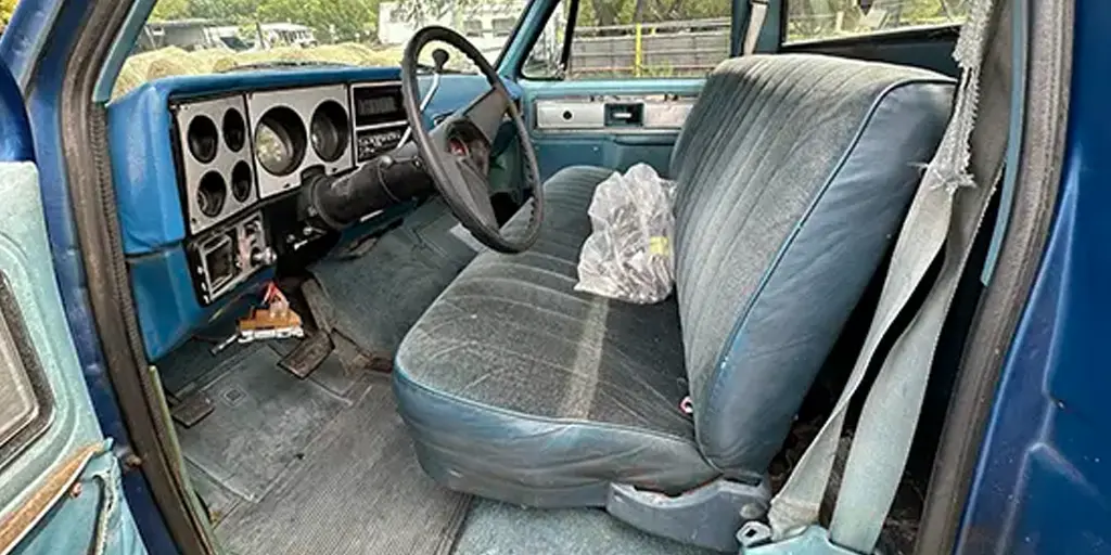 4 Signs It’s Time for Auto Upholstery Repairs